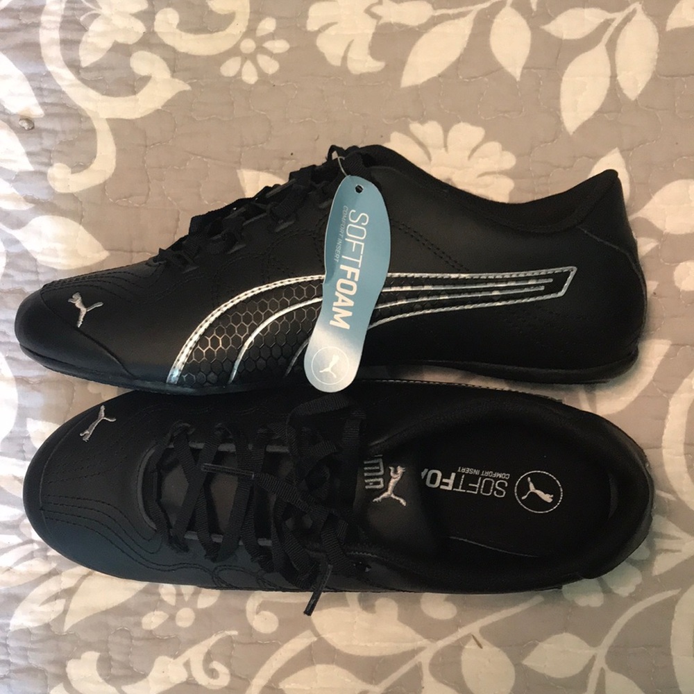 Women’s Puma sneakers